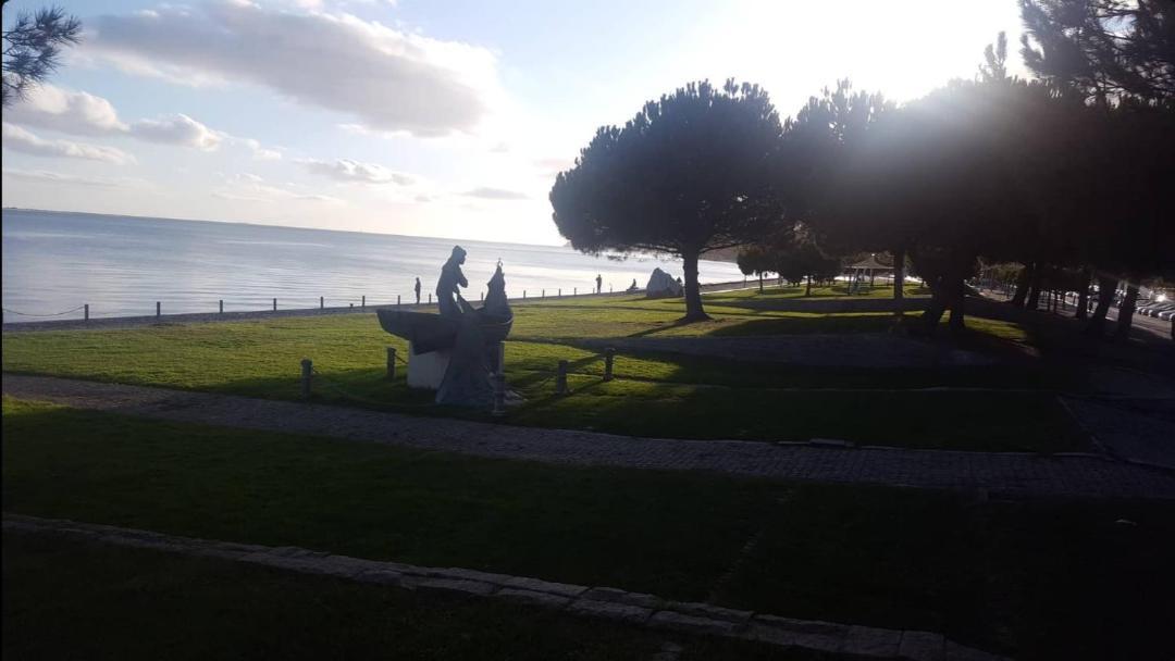 Hostel Jardins De Sao Luis เซตุบาล ภายนอก รูปภาพ