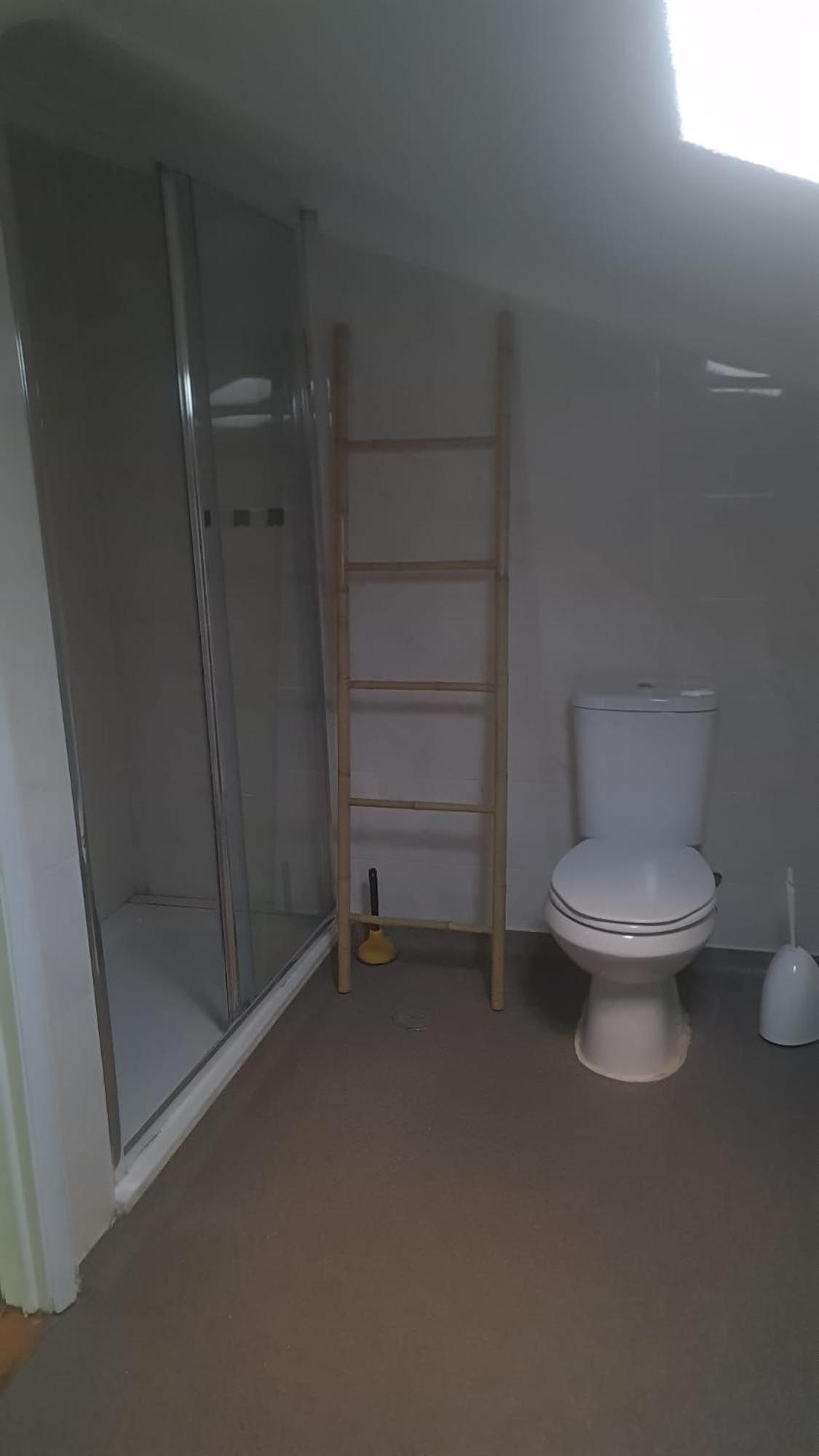 Hostel Jardins De Sao Luis เซตุบาล ภายนอก รูปภาพ