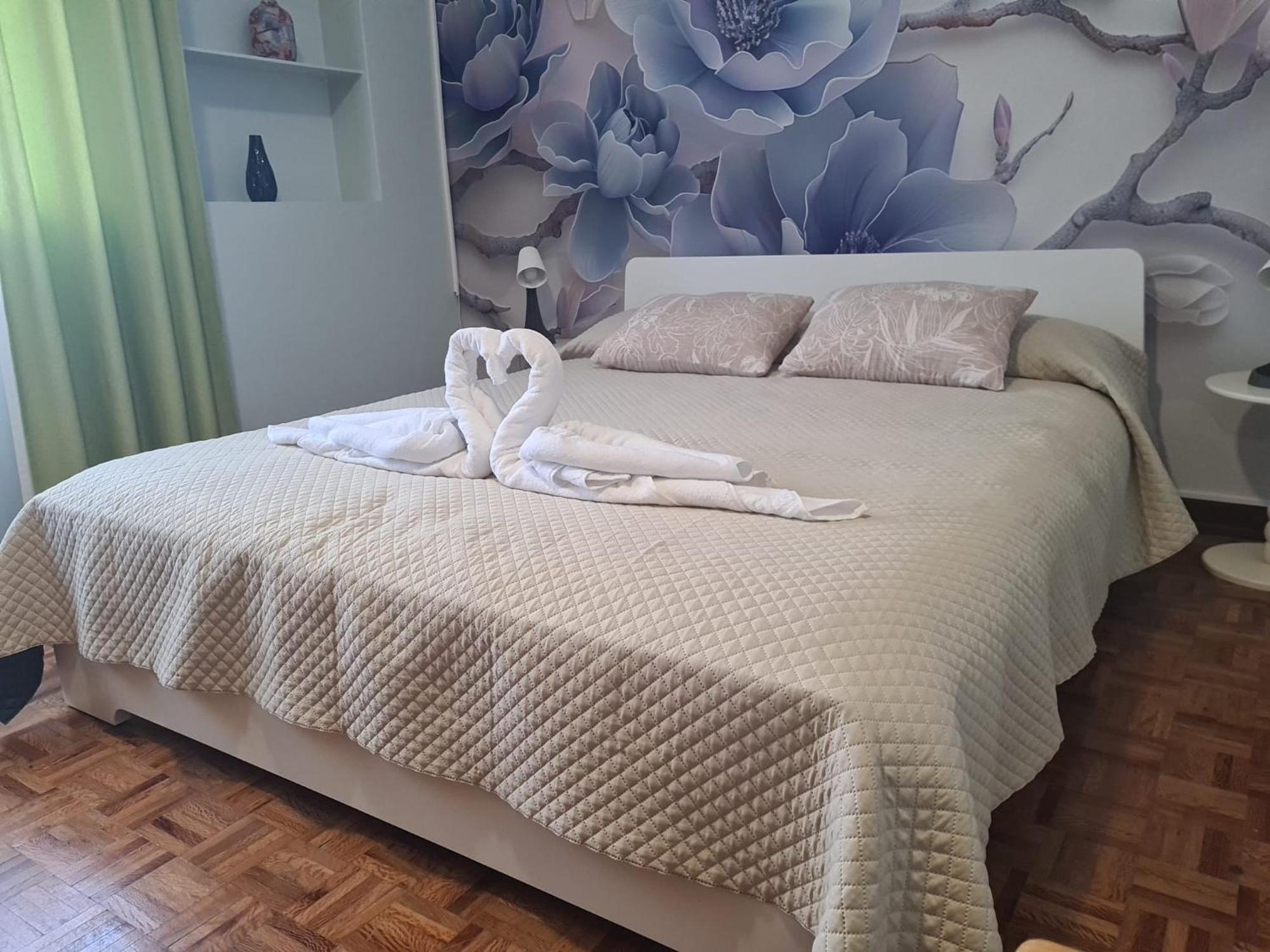Hostel Jardins De Sao Luis เซตุบาล ภายนอก รูปภาพ